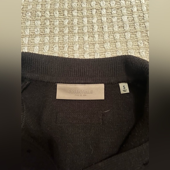 FEAR OF GOD ESSENTIALS Slouchy Collar Knit Sweater Size Small - Picture 3 of 5